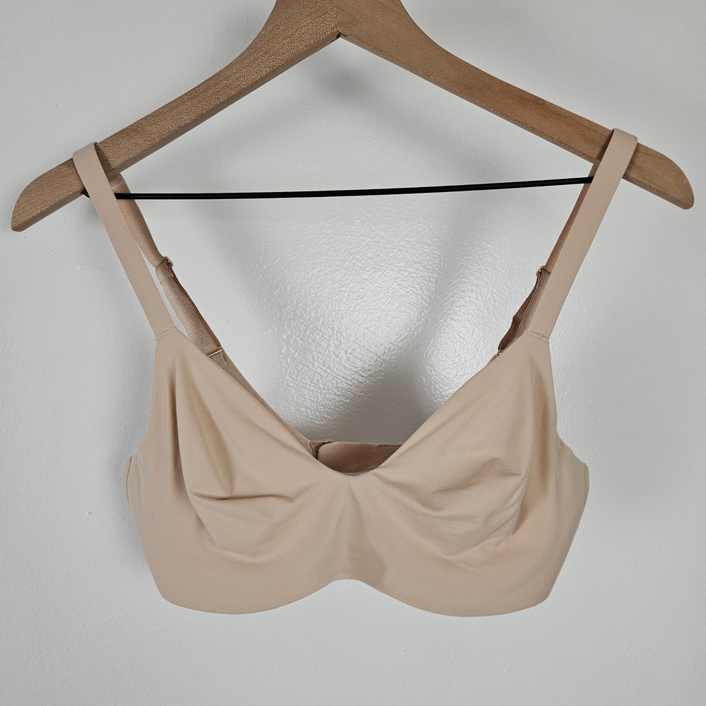 Wacoal Flawless Comfort Underwire Bra Sz 32DD Nude Beige 851226